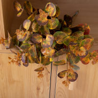 5pcs Plantas Artificiales De Eucalipto Para Otoño Decoración De Fiesta De Navidad Bouquet De Flores Falsas Para Bodas Y Casamientos Decoración De Jardín Y Hogar - details 7