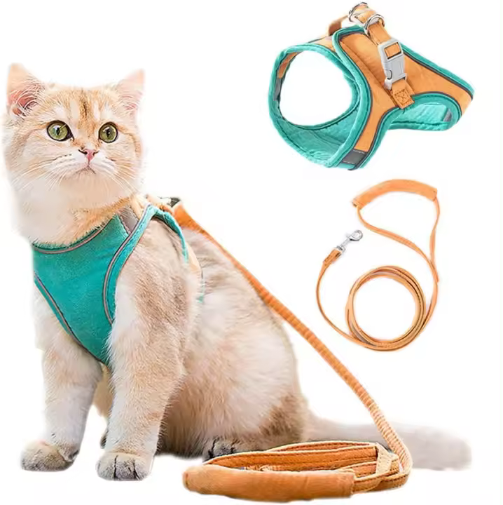 Arnés y Correa para Gatos para pasar a prueba de fugas, Chaleco ajustable para gatitos con Tira reflectante, Verde, S - 1