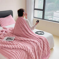 Manta Gruesa De Color Sólido Con Rayas Anchas Manta Suave Y Cálida Para Sofa Y Cama Cubierta De Tela Decorativa Para Dormitorio En Casa Estilo Geométrico - details 3