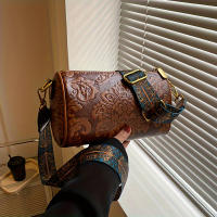 Bolso De Hombro Cruzado Estilizado Chino Para Mujeres Bolso Cilíndrico Con Relieve De Flor Cierre De Cremallera Material PU Y Lona Interior - details 9