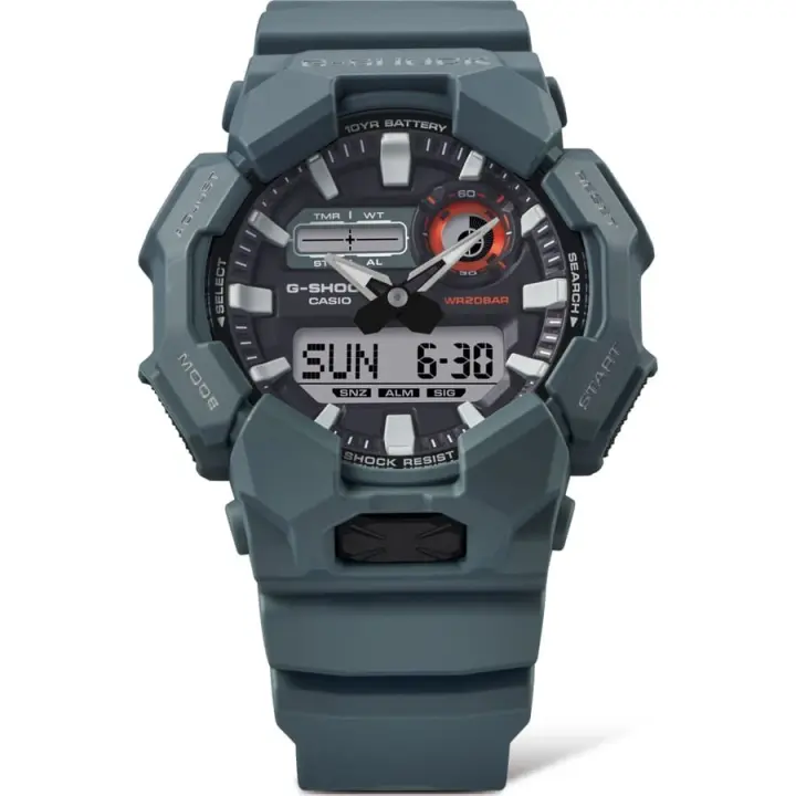 Casio G-Shock GA-010-2AJF JDM  55.1 × 51.9 × 17.5 mm 200M WR Carbon Core Guard 10 años batería - 1