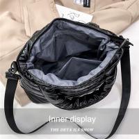 Bolso De Hombro De Nylon Puffer Para Mujer Invierno Bolso De Mano Chic Cuadrado Suave Cierre De Cremallera Estilo Versátil - details 19