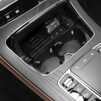 Cargador Inalámbrico Para Coche Mercedes Benz W205 AMG C43 C63 AMG GLC43 GLC63 X253 C Class GLC Funda De Carga 10W Accesorios De Coche - details 5