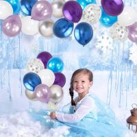 Juego de globos azules congelados, 60 piezas, 12 pulgadas, globos de látex metálicos, morados, azules y blancos, globos de confeti plateados con copos de nieve y cintas - details 3