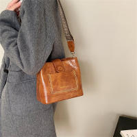 Bolso Bandolera De Cuero PU Vintage Para Mujer Lujo Diseñador Negro Bolso De Hombro Con Cadena Estilo Elegante Y Versátil - details 9