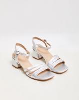 Lyla Wang Sandalias doradas con tacón bajo para vestir - details 0