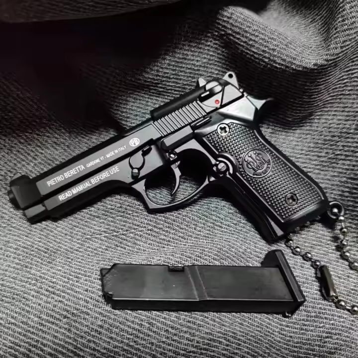 Pistola De Juguete De Aleación 1:3 92F Adorno Para El Hogar Decoración De Artefactos De Metal Desmontable Regalo Para Fiestas Colgante Para Llaves - 1