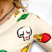 Camiseta Pico Estampado Floral Aire Retro - Flores y Calaveras - details 5