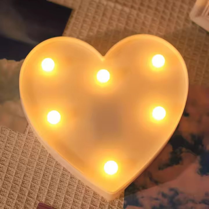 Luz De Noche LED En Forma De Corazón Y Amor 1PC Decoración Romántica Batería Incluida Para Bodas Propuestas Cumpleaños Fiestas Accesorios Fotografía - 1