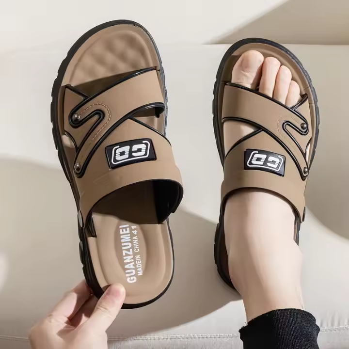 Sandalias Para Hombre Antideslizantes Y Acolchadas Verano 2025 Moda Y Versatilidad Antiguo Olor Zapatillas De Playa Impermeables Y Cómodas - 1