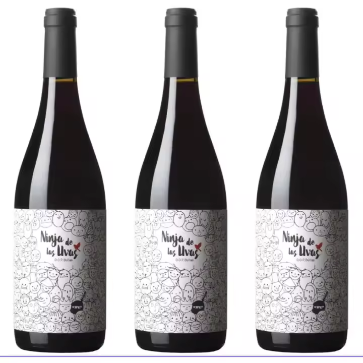 3 x Ninja de las Uvas GARNACHA 2022 PACK 3 BOTELLAS Ninja de las Uvas 2022 garnacha. Vino tinto ligero procedente de pequeños viñedos de montaña, cultivados manualmente y sin agroquímicos. Elaborado sin aditivos, sin clarificar ni filtrar. - 1
