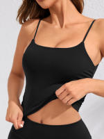 Sudadera Deportiva Para Mujer Con Tirantes Pequeños Y Efecto Scrunch Alta Impacto En Nylon Para Gimnasio Y Yoga Con Almohadillas Incluidas Color Negro - details 12