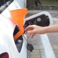 Funel De Refill Para Moto Y Coche Con Filtro Herramienta De Rellenado De Aceite Y Gasolina Para Motor Vehicular - details 1