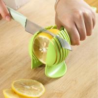 Cortador De Tomates Y Limones Multifuncional Con Mango Divisor De Frutas Para El Hogar Material Plástico Estilo Moderno Minimalista - details 2