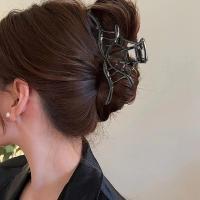 Pinza Para El Pelo De Halloween Con Diseño De Red De Araña Y Pez Grande Accesorio Creativo De Metal Aleación Para Mujer - details 1