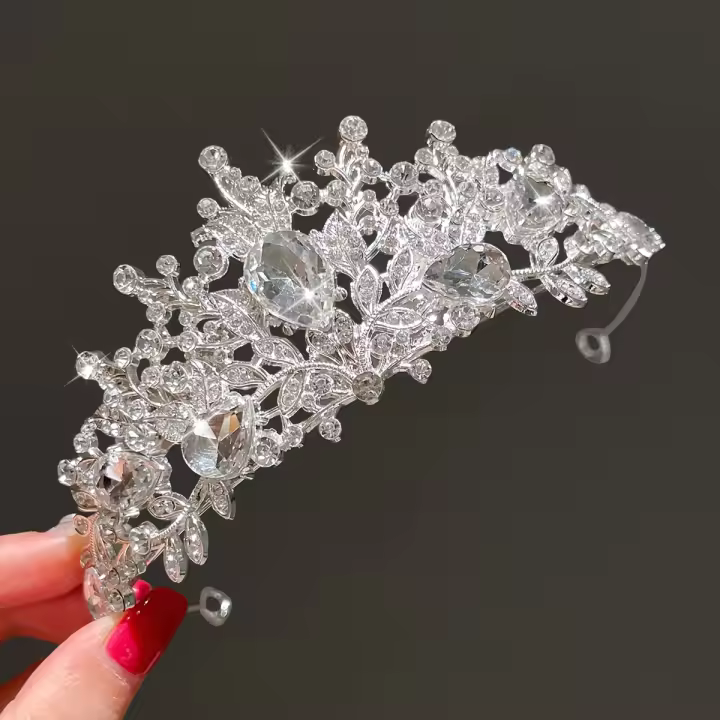 Diadema Elegante Y Exquisita Para Mujer Con Inserción De Diamantesplateado Adecuada Para Bodas Y Fiestas Accesorio De Cabello De Adulto Material De Aleación - 1