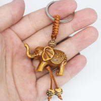 Llavero De Elefante Animal Bonito Engranaje De Riqueza Colgante De Animal Grabado 3D Realista Decoración Para El Hogar Material De Madera - details 1