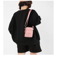 Shoulder bag Mobile phone bag GREEN green - details 3