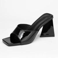 Sandalias De Mujer De Verano Con Bajo Alto Y Cierre Pull on Material De Cuero PU Suela De Goma Estilo Conciso Color Candy - details 1