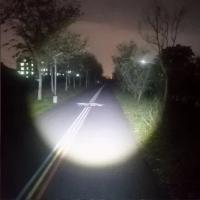 Linterna LED Recargable Super Brillante De 3000000LM Con Batería Integrada Torcha De Alta Potencia Para Camping Y Uso Diario - details 5