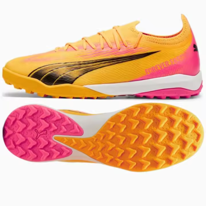 Puma Ultra Ultimate Cage TT M 107745 03 shoes – Zapatillas de fútbol para césped sintético con suela especializada, ajuste ergonómico y diseño dinámico para mayor agilidad en el juego. - 1