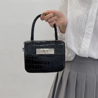 Bolso Cuadrado Pequeño Para Mujer Con Patrón De Cocodrilo Moda Versátil De Alta Gama Bolso De Mano De Hombro Y Cruzado - details 7