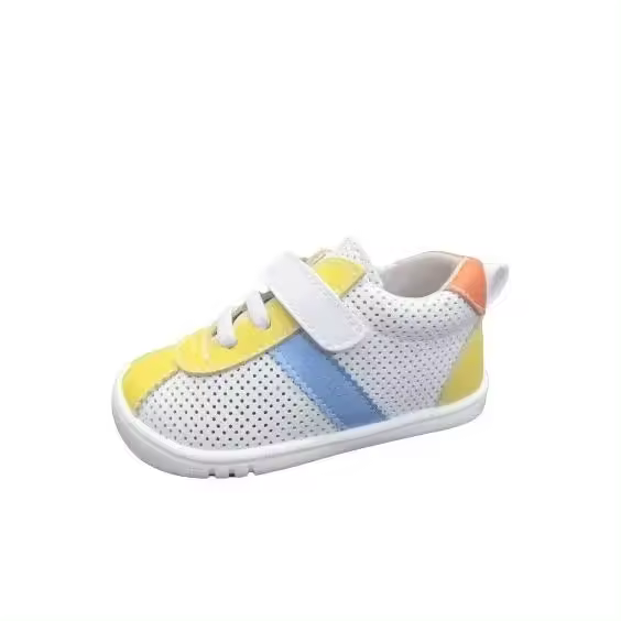 Zapato respetuoso barefoot Pirufin Piruflex PF410-1 Blanco primeros pasos.Suela súper flexible de 3.5mm de grosor antideslizante y con DROP CERO que, junto a la plantilla extraíble y un contrafuerte prácticamente inexistente, permite gran libertad. - 1