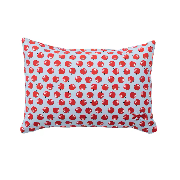 Cojin 35x50cm 144tc 100%algodon azul con manzanas rojas benetton fruits be - 1