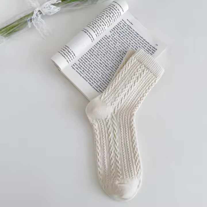 Calcetines Para Mujer Estilo Coreano Color Sólido Novedosos Retro Transpirables Para Escuela Calcetines Sueltos Para Niñas Cómodos - 1