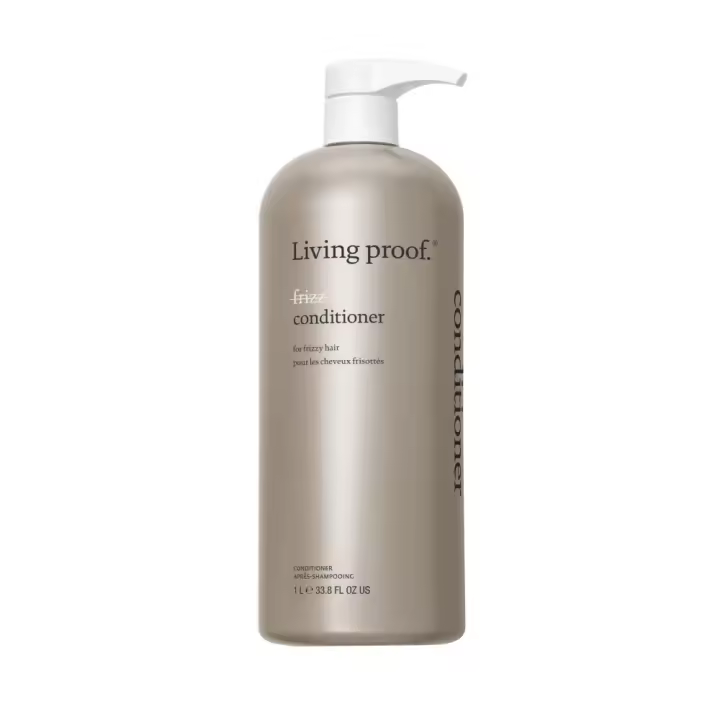 Living Proof No Frizz Conditioner. / El shampoo y acondicionador No Frizz son para cualquier persona con cabello propenso al frizz o cabello naturalmente rizado que busque un estilo liso y suave. - 1