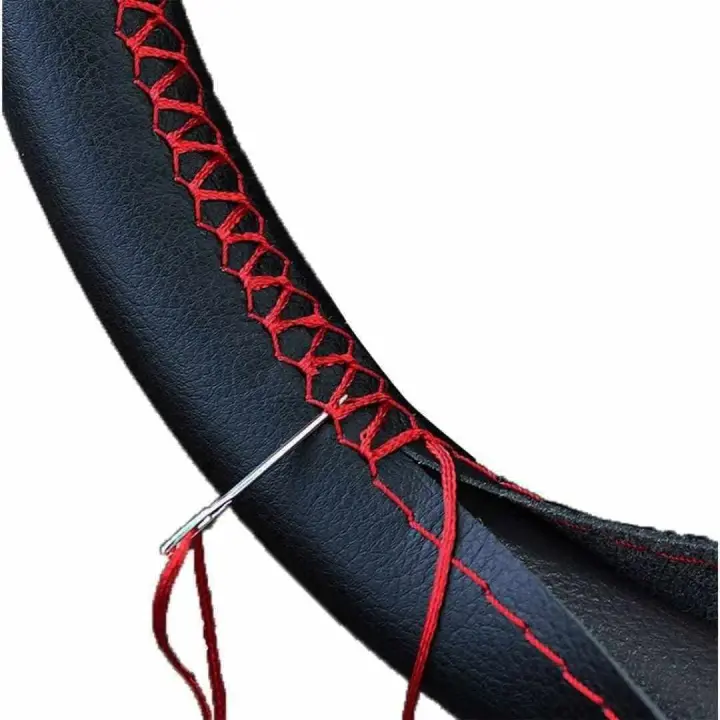 AUTOZOCO Funda para Volante con Agujas E Hilo, Cubierta Volante para Coser para diámetro 37/38 cm, Protector Volante de Coche, Anti Deslizante, Acabado Listo, Diseño Negro con Hilo Rojo - 1
