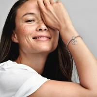 Pandora Momentos de las mujeres de Plata esterlina Pieza del rompecabezas Corazonadas divisible Amistad cuelgan El Encanto, viene con Caja de Giunta original. - details 3