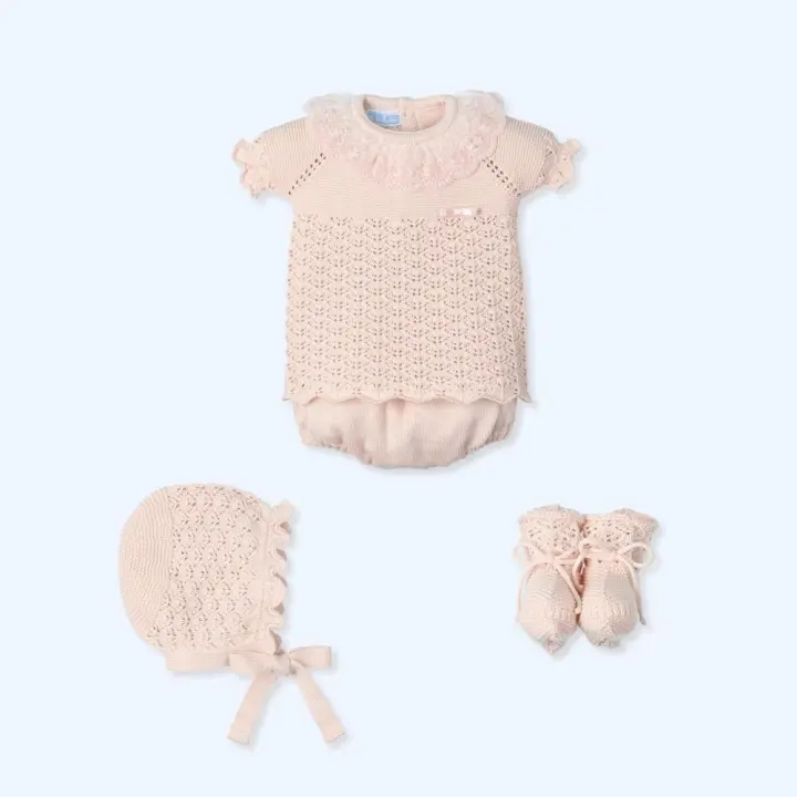 Traje 4 Piezas M/C corto culotte, patucos y capota. TUL BORDADO GEORGEOUS MAC ILUSION M9637 Mac Ilusion Ropa Bebé Niña Conjuntos con Pololo Conjuntos Braguita y Faldita Prematuros Ropa Recién Nacido Primavera-Verano 2025 - 1