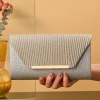 Bolso De Noche Elegante Y Moderno 2023 Para Novia Y Damas De Honor Cierre De Cadena Bolso De Mano Para Mujer Material Principal Poliéster Estilo Inglés - details 0