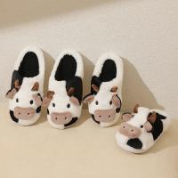 Pantuflas De Peluche Cálidas Para Hombres Y Mujeres Con Dibujos De Vaca Unisex Antideslizantes Para El Interior En Invierno Cubren Los Dedos - details 1