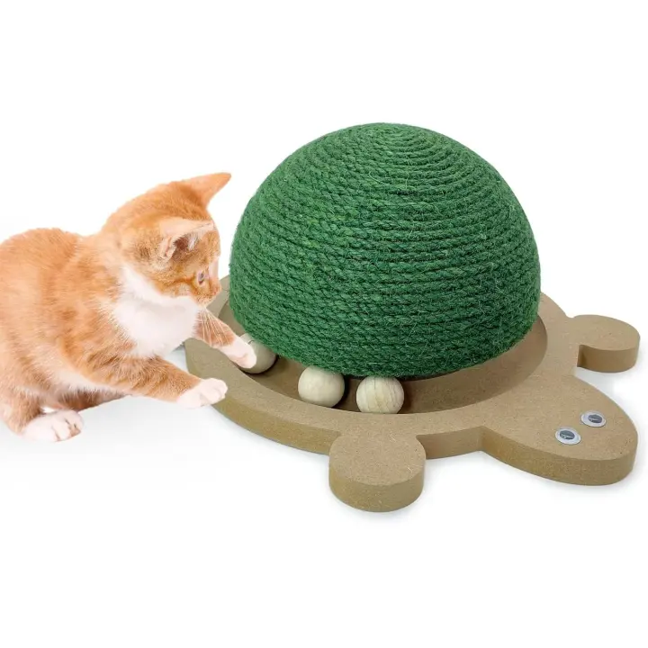 Pelota rascadora para gatos divertida, juguete rascador de sisal natural con pista de rodillos y poste rascador con forma de tortuga y gatito con base de madera. Verde - 1