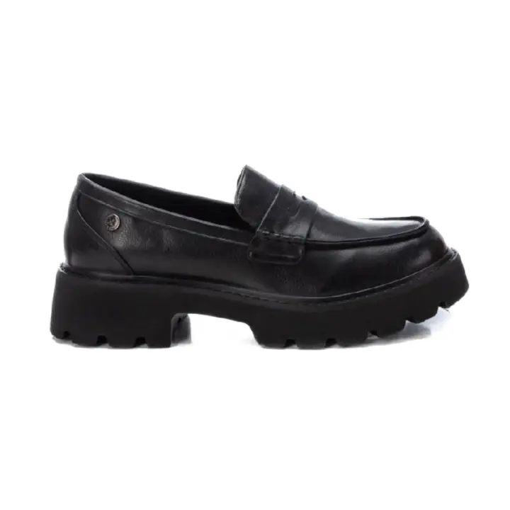 Shoes Casual - Sport marca Xti para mujer en color negro - 1