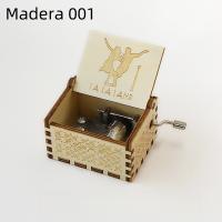Caja de música manual de madera, con tallado retro (o talla antigua) - Regalo de cumpleaños con impresión a color - details 17