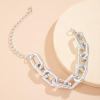 Collar Corto En Cadena Gruesa CCB Para Mujer Joyería De Moda Statement Colgante Redondo Accesorio De Cuello Trendy 2024 - details 7