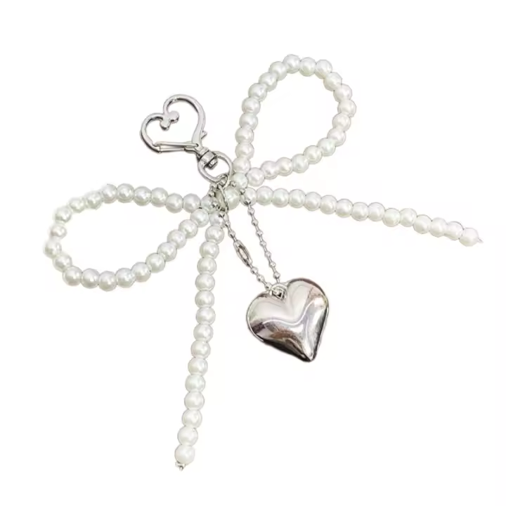 Llavero Hecho a Mano Con Perlas Y Diamantes En Forma De Borde Corazón Decoración Elegante Para Bolsos Y Teléfonos Móviles - 1