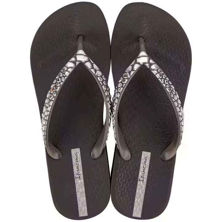 Chanclas Dedo Playa marca Ipanema modelo 83471-Ar631 para calzado mujer en color gris - 1