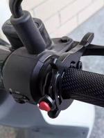 Control De Carril Para Motocicleta En Aluminio De Alta Calidad Bloqueo De Acelerador Con Asistencia Y Retenedor De Manillar Antideslizante Y Compatible Con Todos - details 5