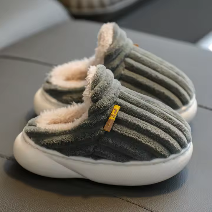 Botas De Nieve De Pluma Para Niños Y Niñas Calzado Suave Y Cálido Para El Hogar Antideslizante Con Diseño De Dibujos Animados Tallas Desde 1 Hasta 10 Años - 1