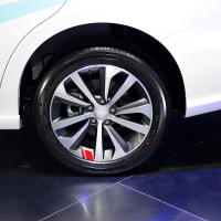 Pegatinas Para Interior De Coche 6 Piezas Reflectantes En Vinilo Para Ruedas Y Ejes Decoración De Rayas De Carreras Tamaño Del Eje De La Rueda - details 1
