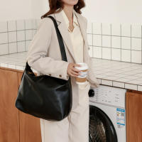 Bolso De Hombro Para Mujer Estilo Vintage En Cuero PU Gran Capacidad Casual Bolso Cruzado De Moda Tote Shopper Pillow Design - details 23