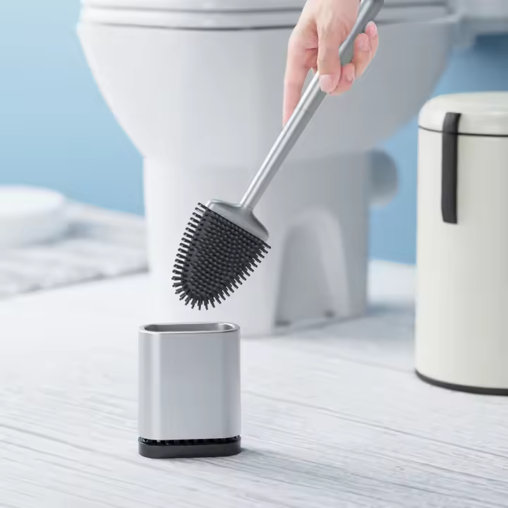 Cepillo De Inodoro Profundo Con Silicona Y Mango De Plástico Antideslizante 1 Pack Cerdas Flexibles (Plata) Limpiador De Baño - 1