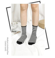 Calcetines De Grueso Estilo Casual Para Mujer Con Estampado De Vaca Divertida Blancas Y Negras Moda Callejera Patrón De Animales - details 7