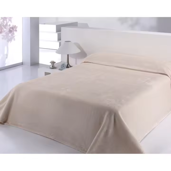 Manta Beige Cama 135 y 90. Manta Coralina, Extrasuave y Calida. Muy Alta Calidad, Aterciopelada. Alta durabilidad. Resistente, Ligera. Cama y Sofá. Fabricada en España - 1