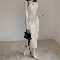 Vestido Bodycon Elegante Para Mujer Con Botones Y Cuello En V De Terciopelo Suave Manga Larga Estilo Oficina Otoño Invierno - details 10