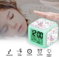 Reloj despertador para niños, Reloj despertador digital de 7 Colores con 8 Sonidos de Alarma, Reloj with Luz LED de noche with calendar de fecha y temperature - details 0